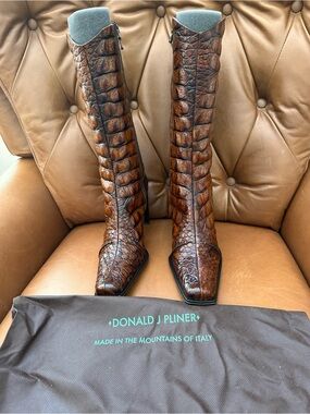 Donald J Pliner Pliner Alligator Boots- Havana Brown—Size 8.5